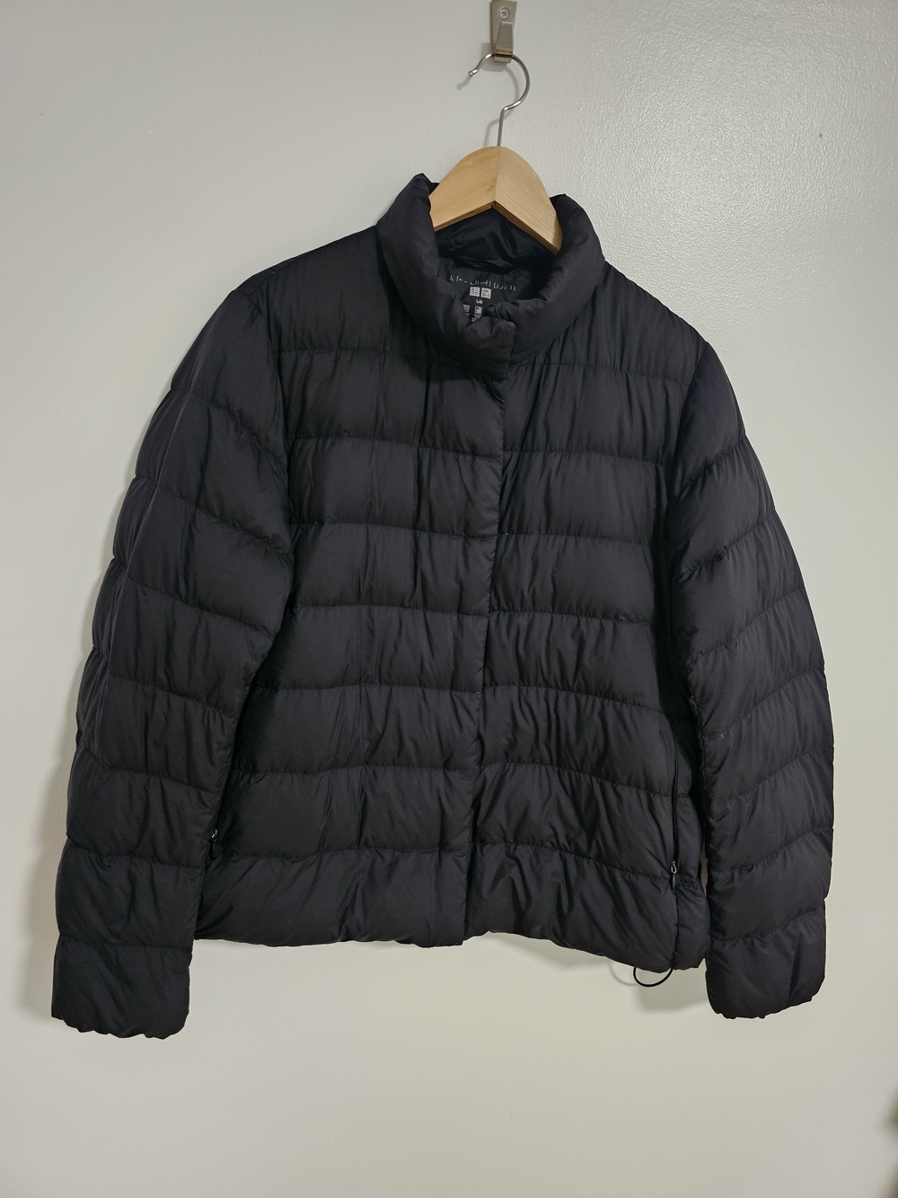 Uniqlo Down Filled Black Puffer Jacket Womens Size Large